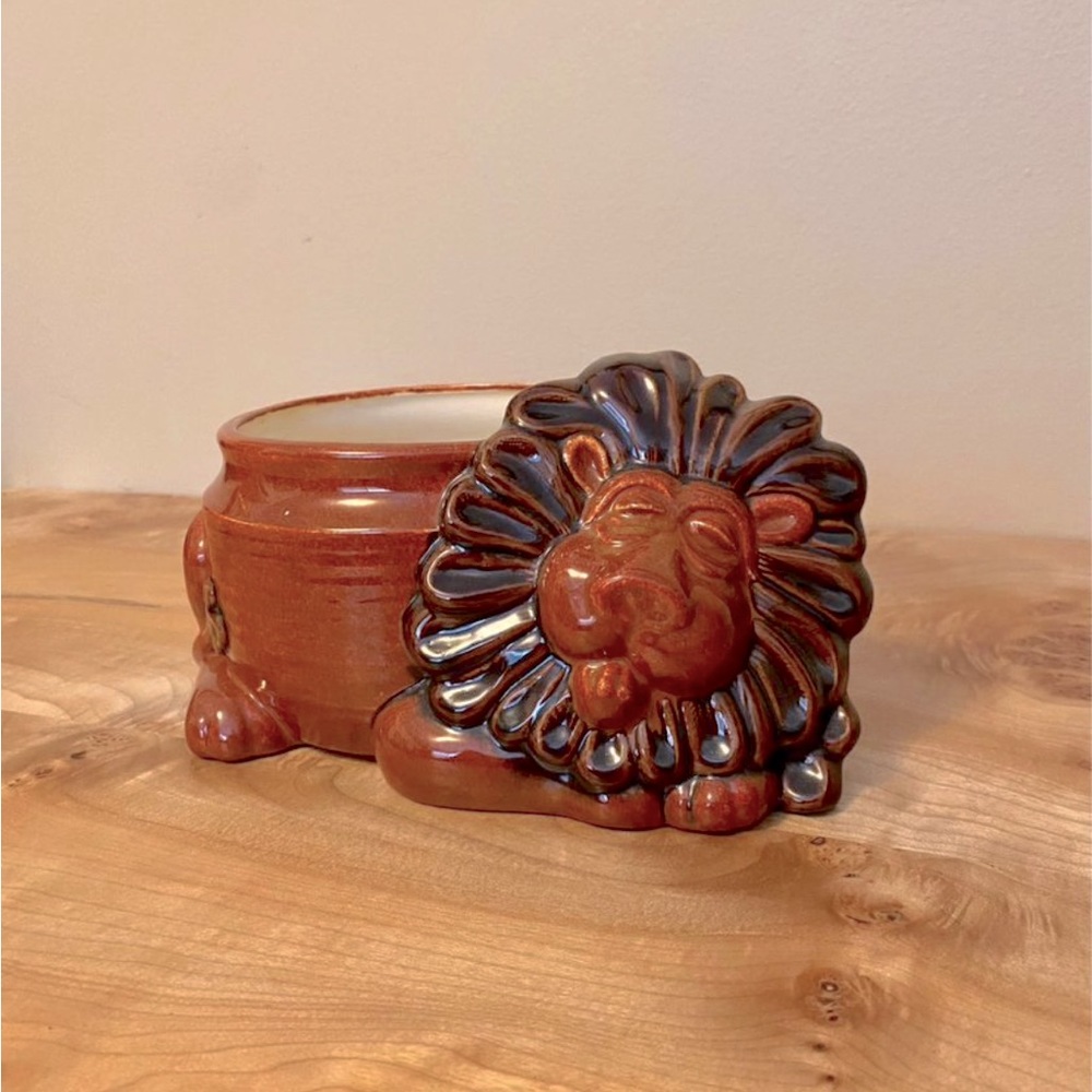 Vintage Ceramic Sleeping Lion Plant Pot